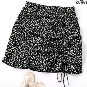 Black and White Floral Women's Skirt